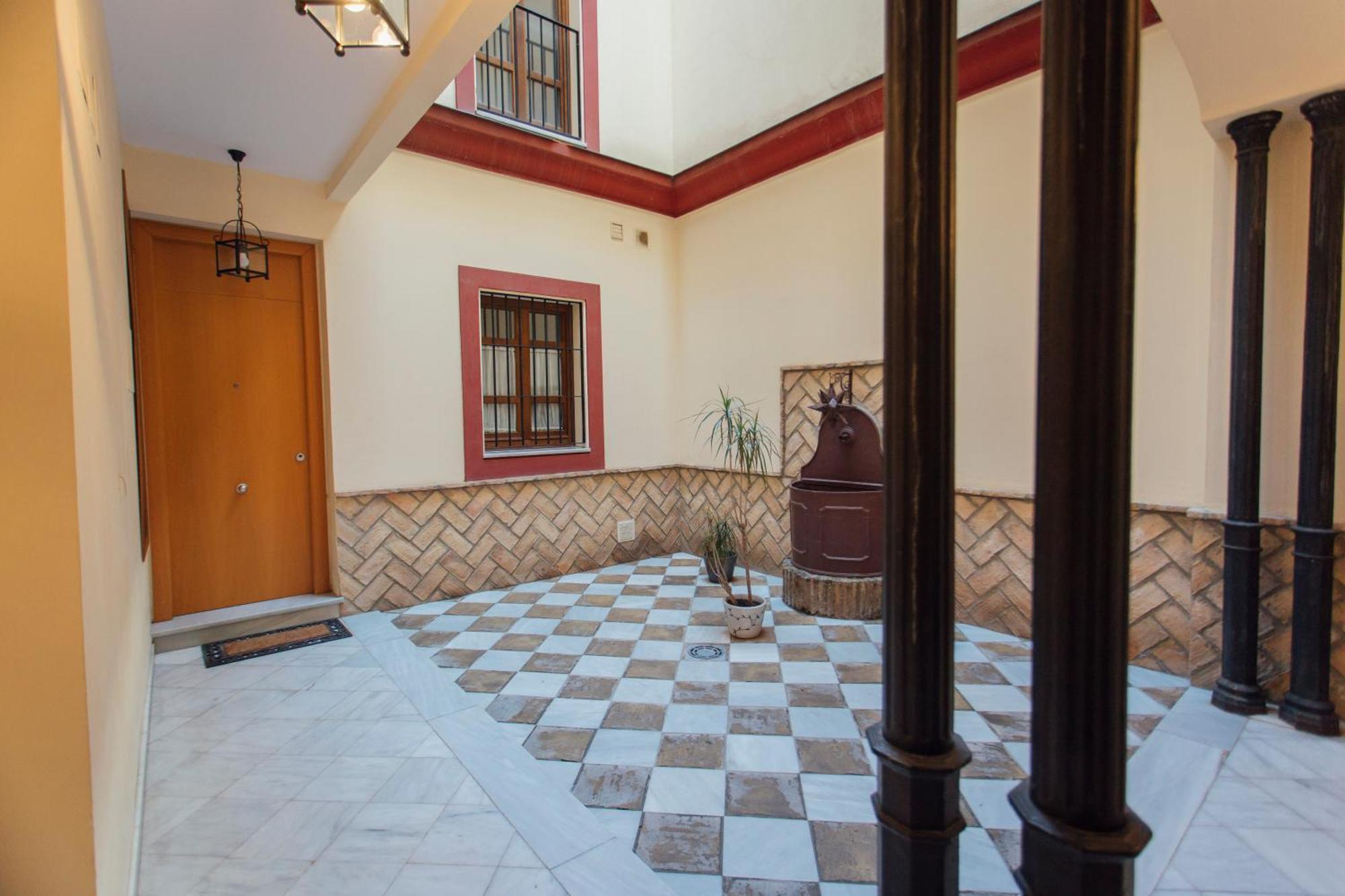 Апартаменты Beautiful And Cozy- 1Bd 1Bth- Arenal Center Севилья Экстерьер фото
